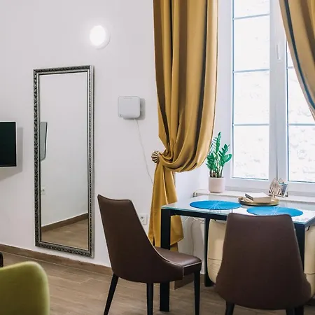 Apartman Art Deco Cozy By Duhomes